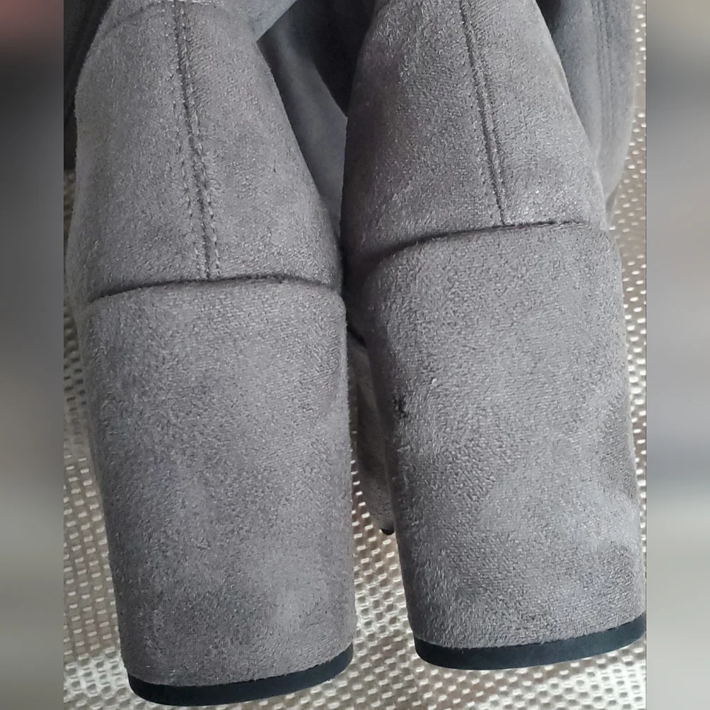 Franco Sarto Over The Knee Boots (7.5W)